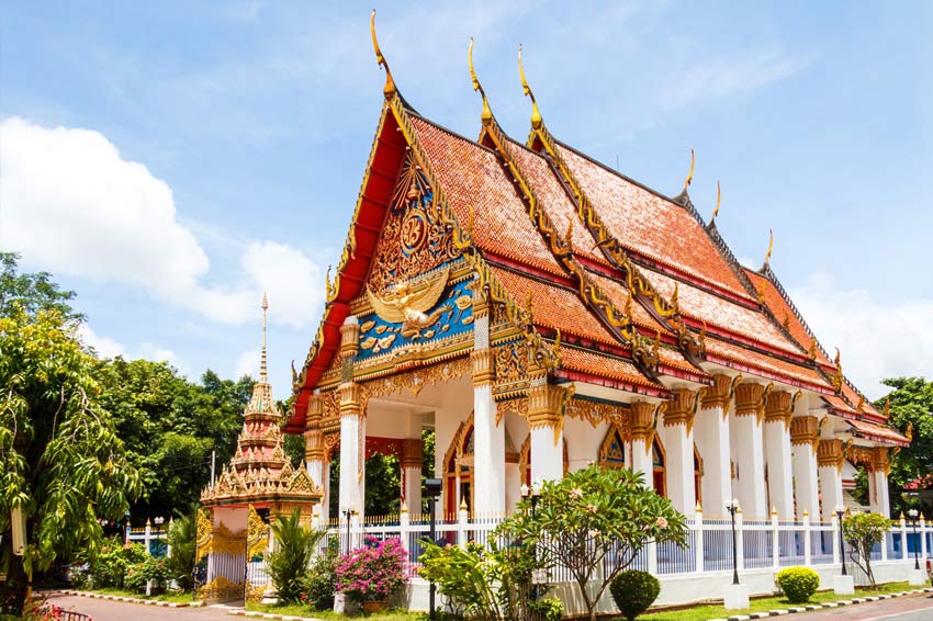 Wat Mongkol phuket