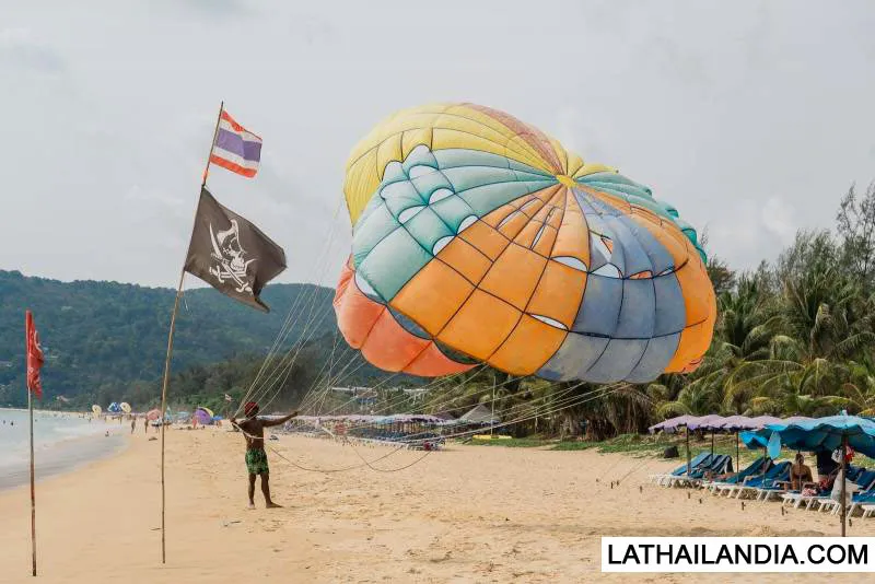 parasailing Karon Beach